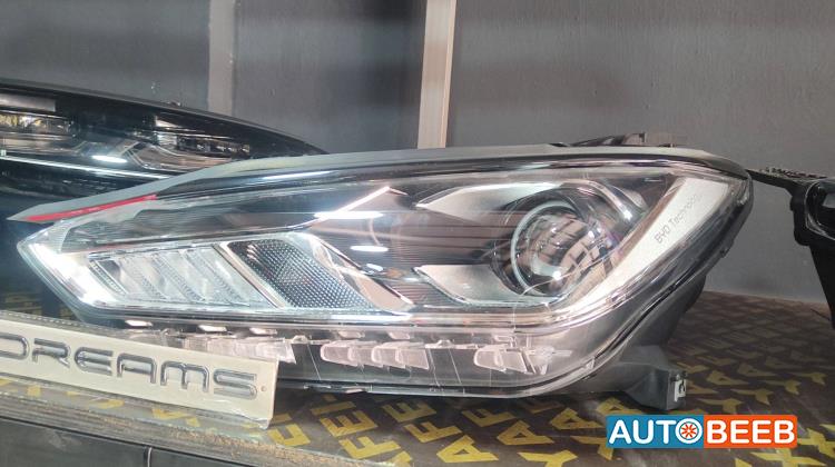 ضوء امامي يمين شمال بي واي دي E2 2022 2023 2024