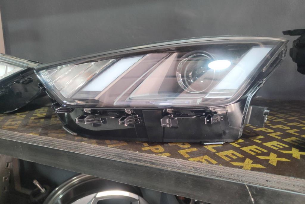 ضوء امامي يمين شمال بي واي دي سيجول 2022 2023 2024