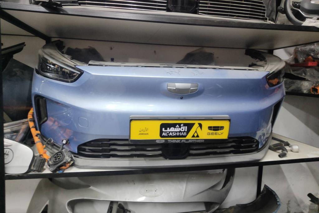 واجهة أمامية طمبون اضوية يمين شمال جيلي جيومتري C 2022 2023