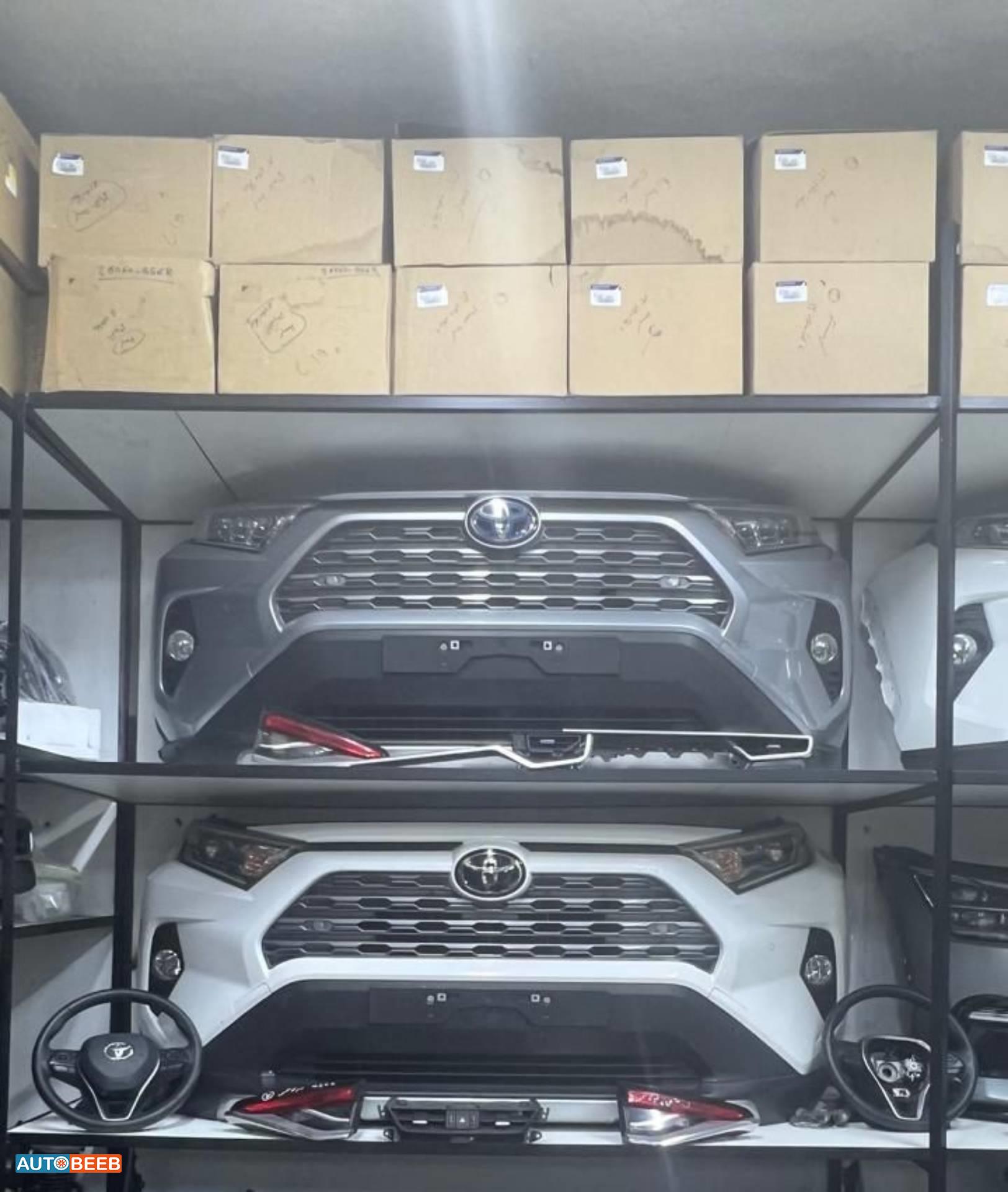 واجهة أمامية طمبون اضوية يمين شمال تويوتا راف فور 2021 2022