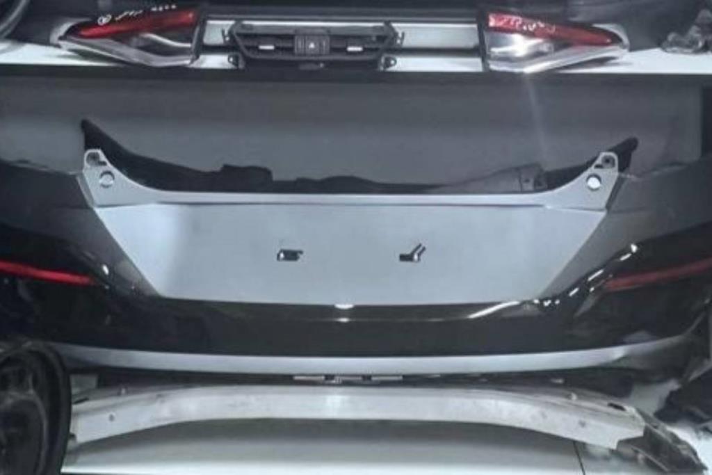 طمبون خلفي تويوتا راف فور 2021 2022