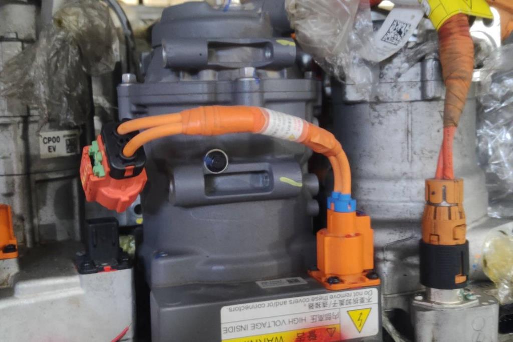 كومبرصر مكيف بي واي دي اتو 3 سونج بلس سيجول سيل 2022 2023 2024