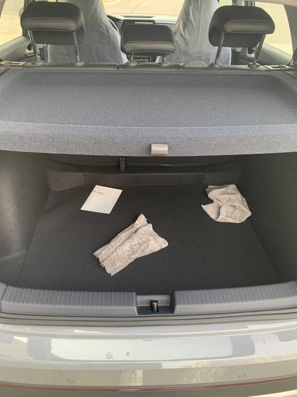 فولكس فاجن e-tharu 2025