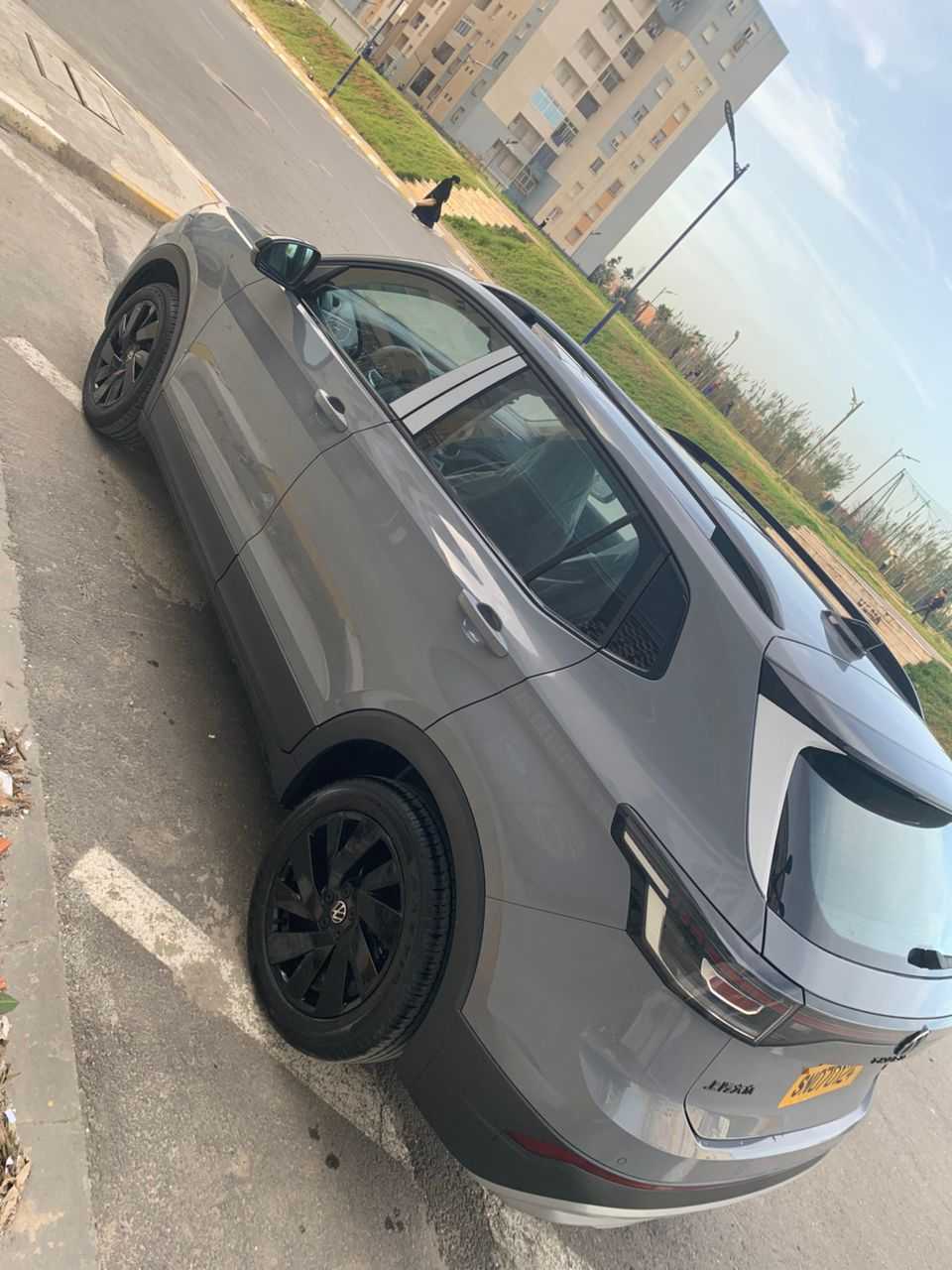 فولكس فاجن e-tharu 2025