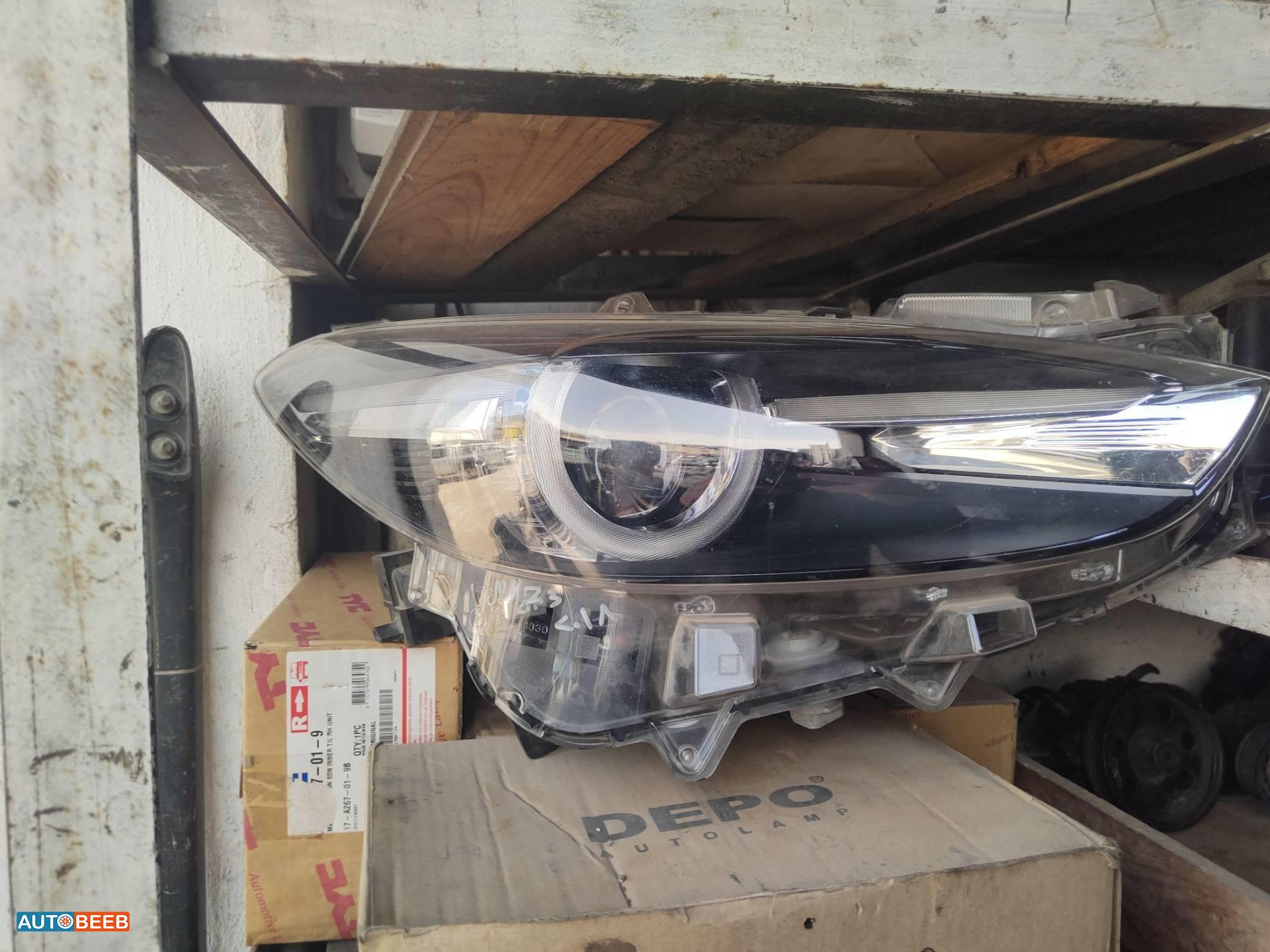 ضوء امامي يمين شمال مازدا 3 2018 2019 2020