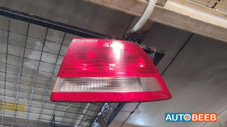 ضوء خلفي يمين شمال ساب 93 2004 2005