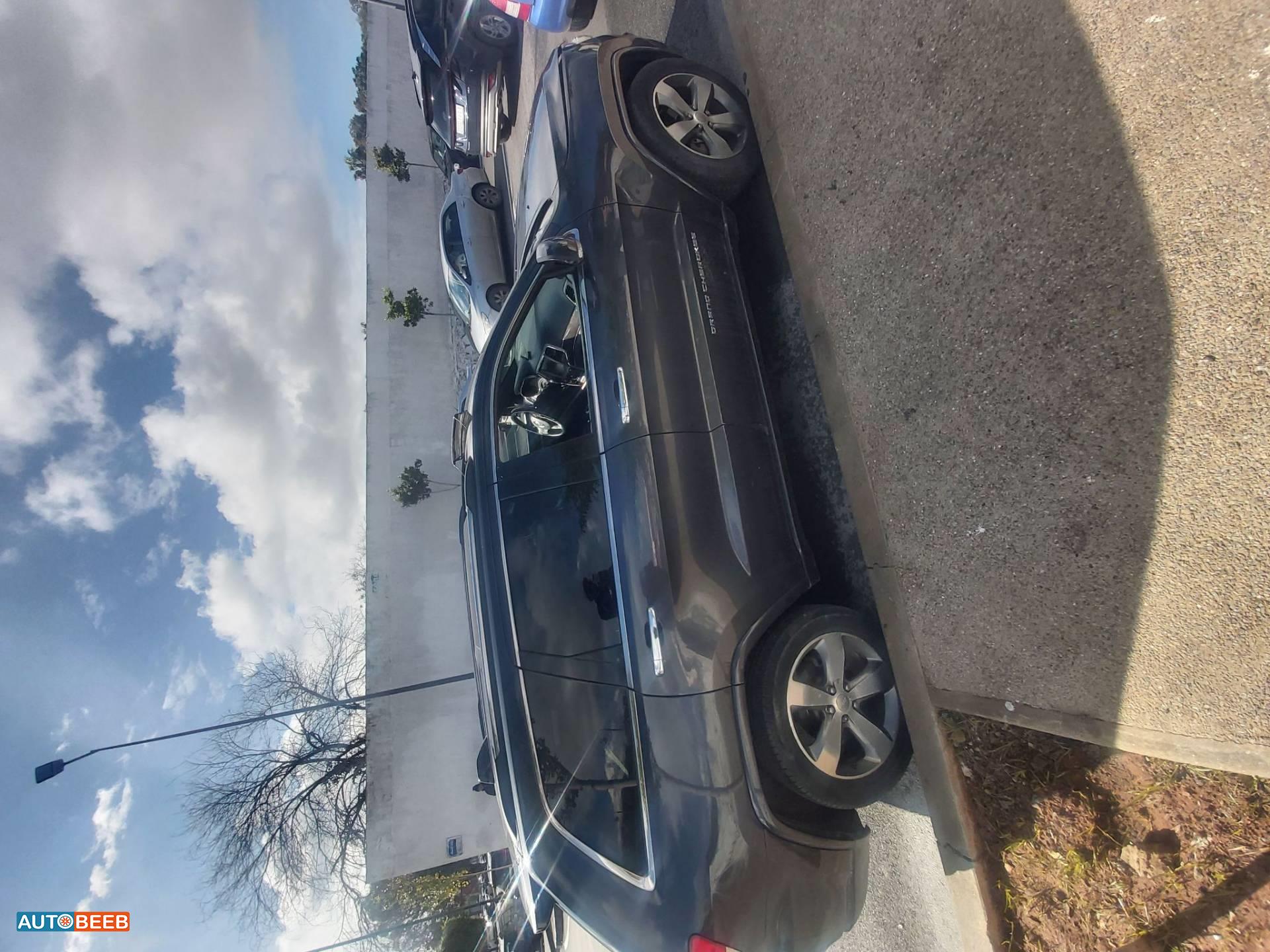 جيب جراند شيروكي 2018