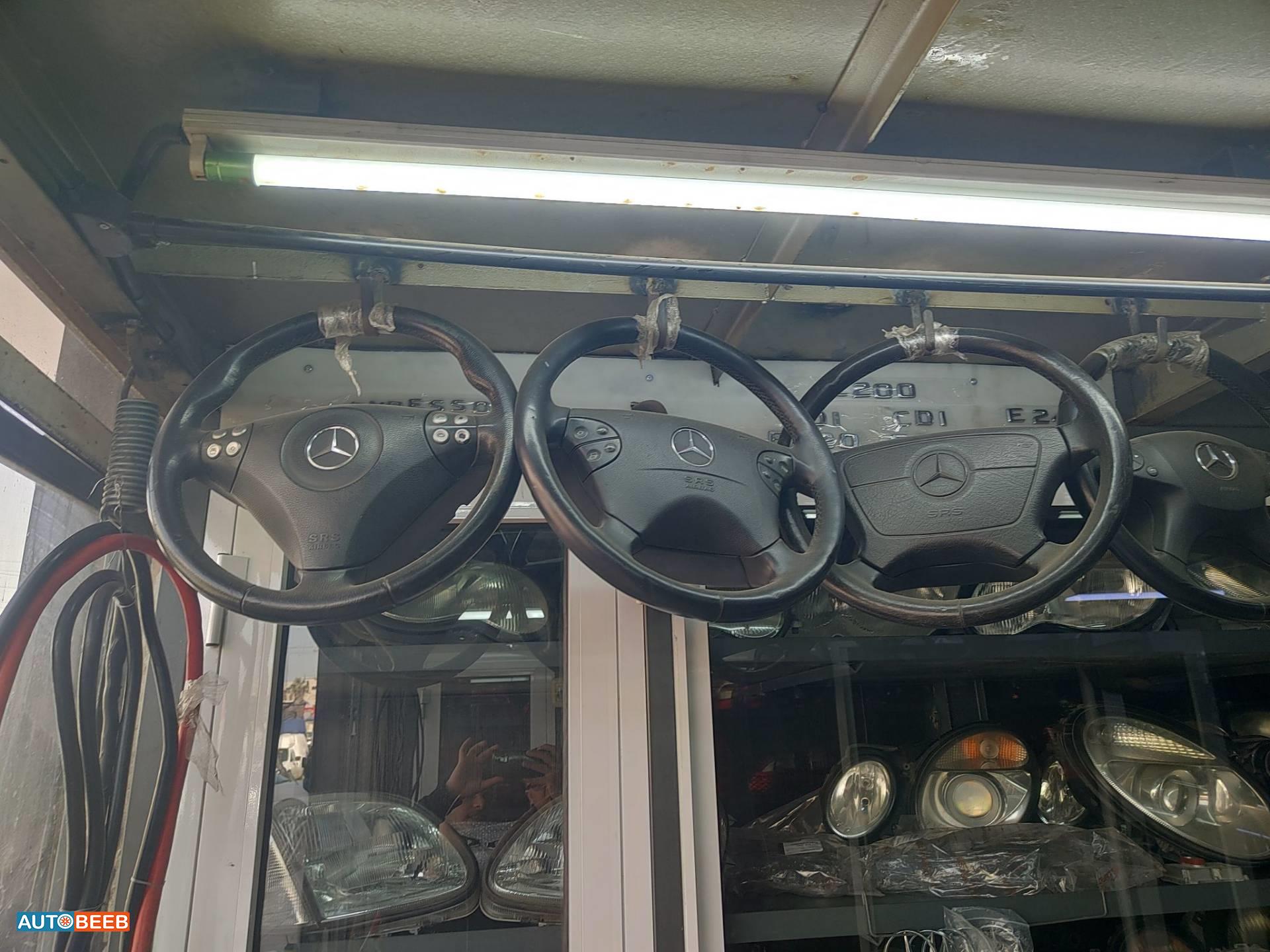 Cabin  Steering Wheel Mercedes Benz E200