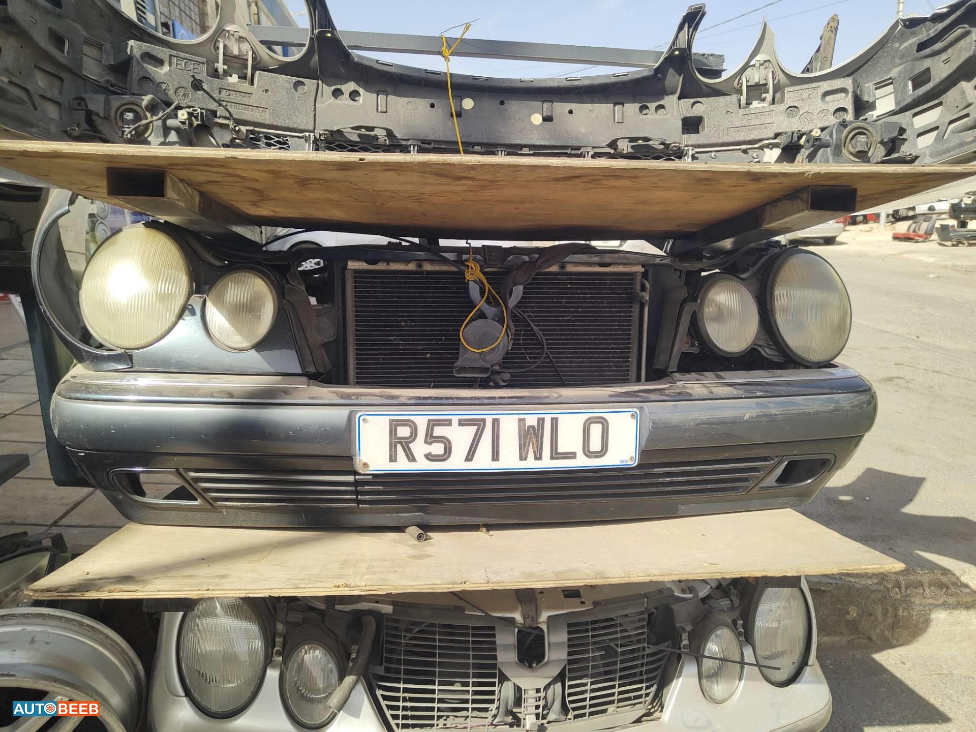 واجهة أمامية طمبون اضوية يمين شمال مرسيدس E200 1998 1999