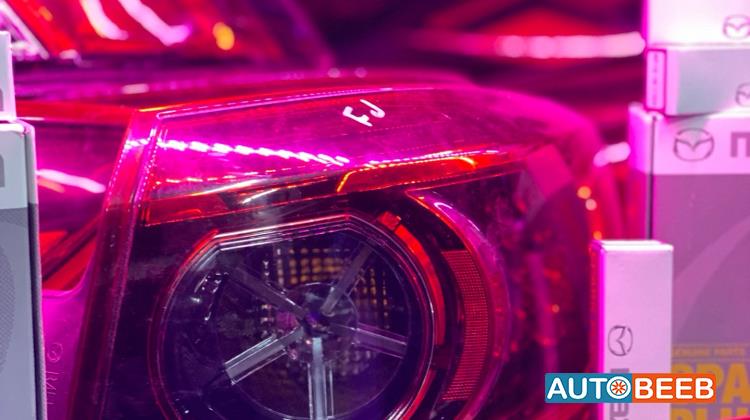 ضوء خلفي مستعمل ياباني بحال الجديد 