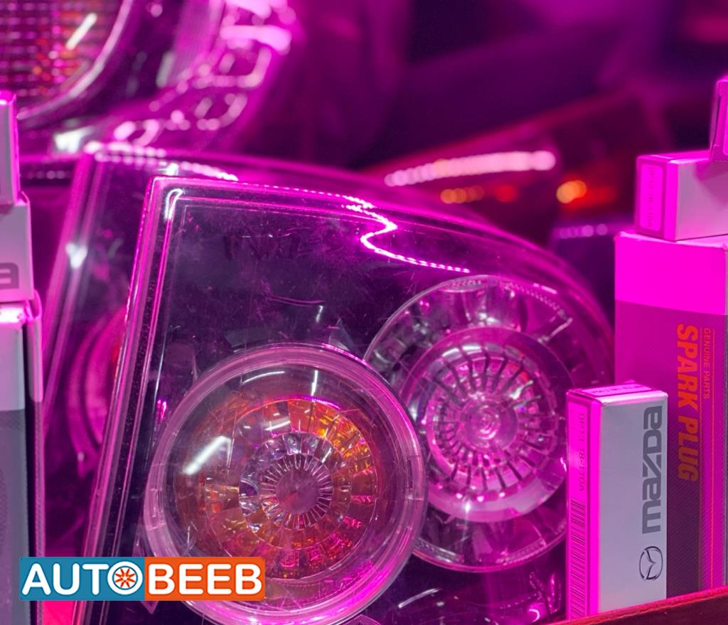 ضواء خلفي مازدا 3 2004/2009