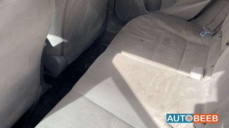 هوندا انسايت 2012