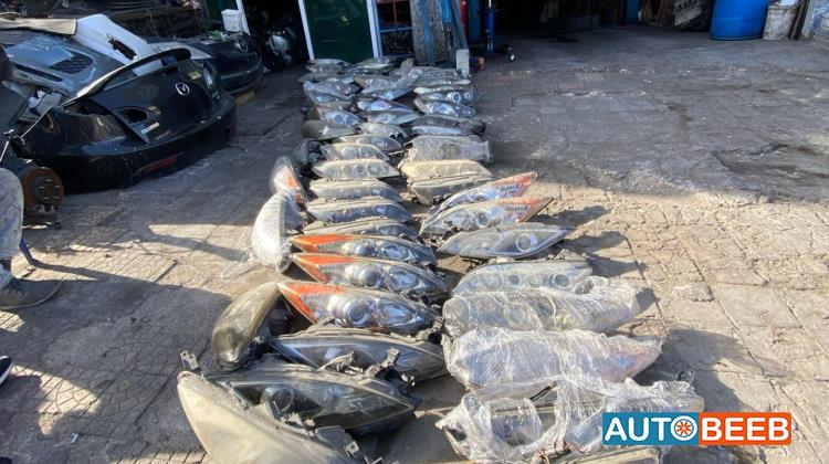 ضواو امامي لجميع سيارات مازدا 