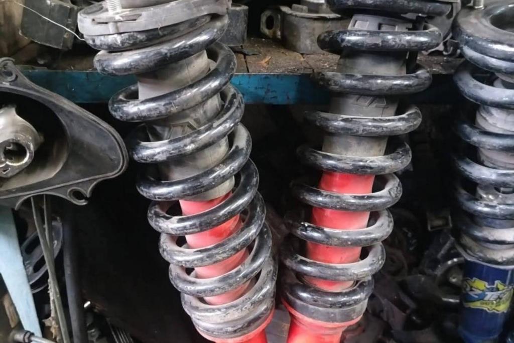  Shock Absorber Isuzu D-Max