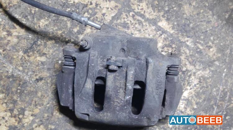 مخ بريك مرسيدس فيتو 115 2004 2005 2006