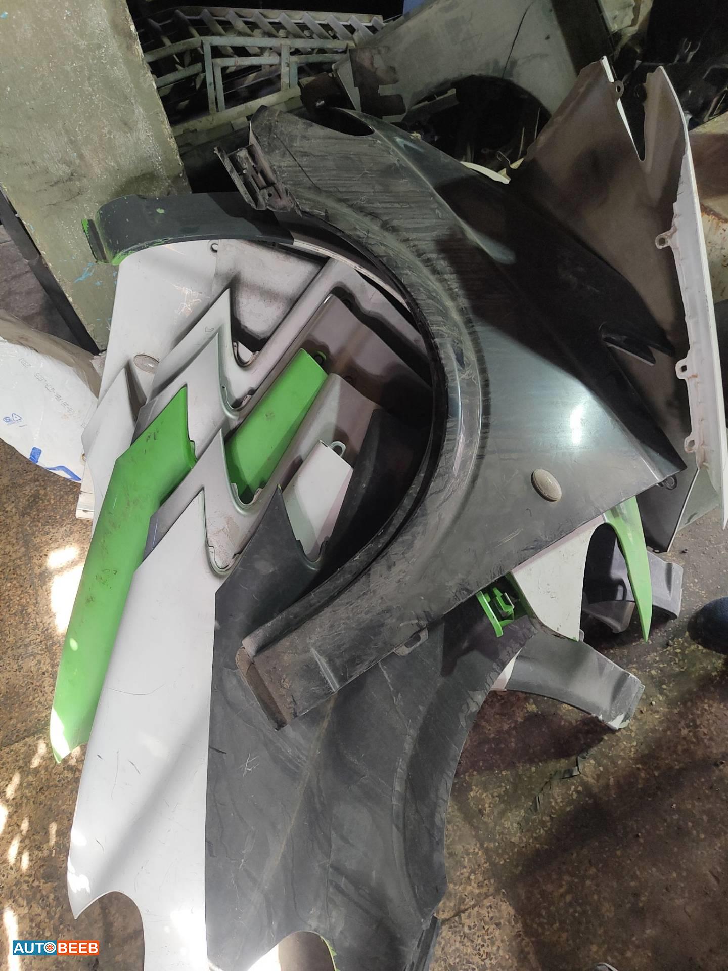  Body  Mercedes Benz Vito 115