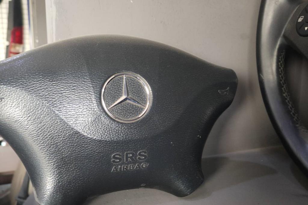  Cabin Parts Mercedes Benz Vito 115