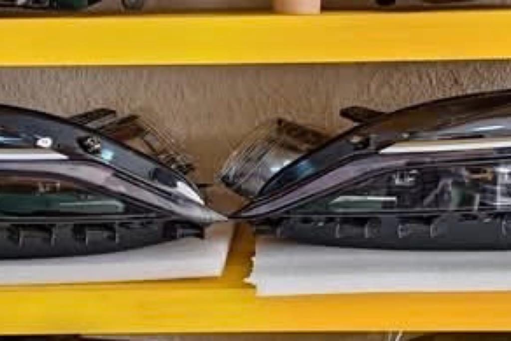 ضوء امامي يمين شمال بي واي دي هان 2024 2025