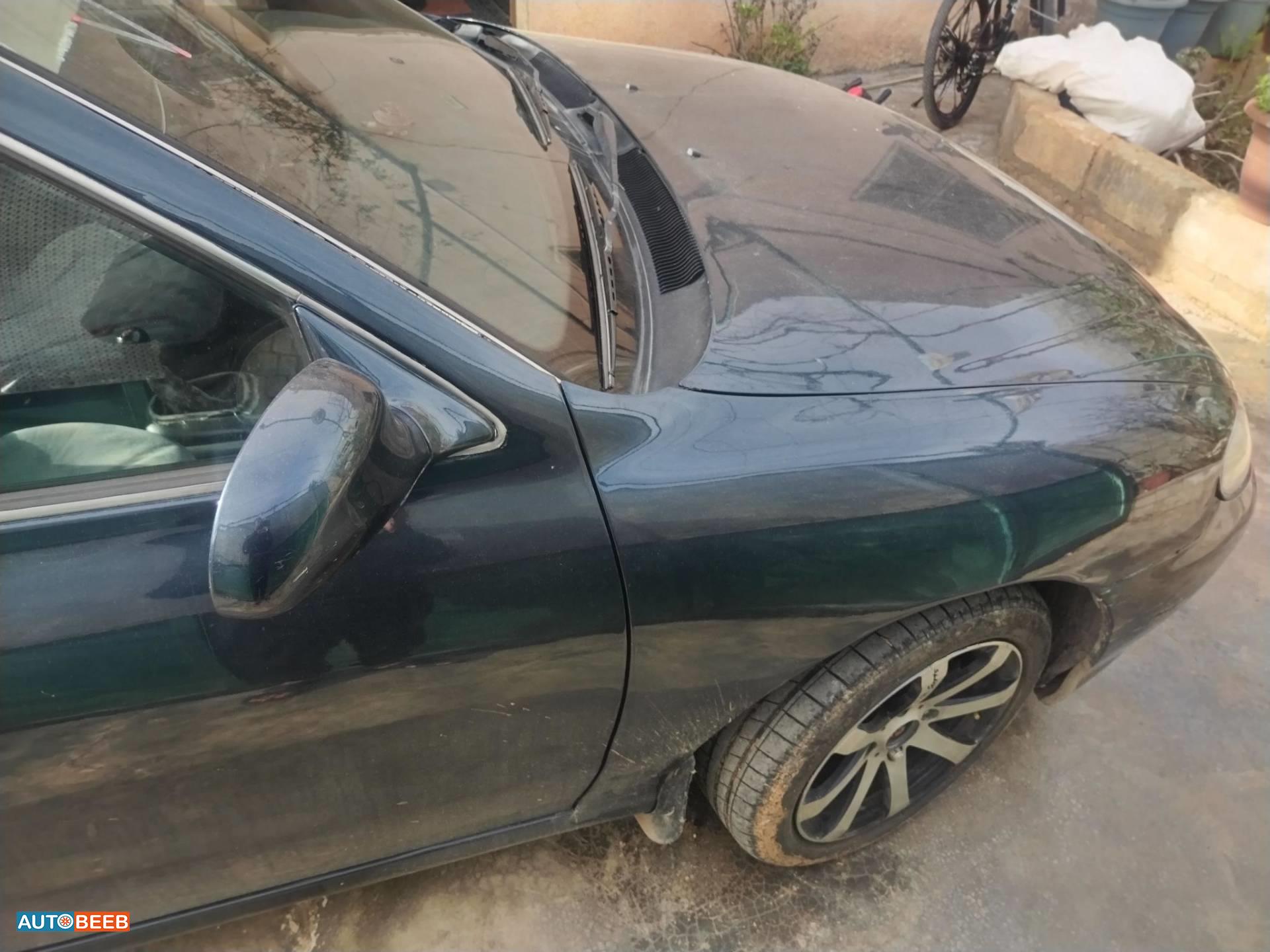 هيونداي افانتي 1995