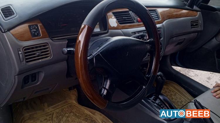 ميتسوبيشي لانسر 2004