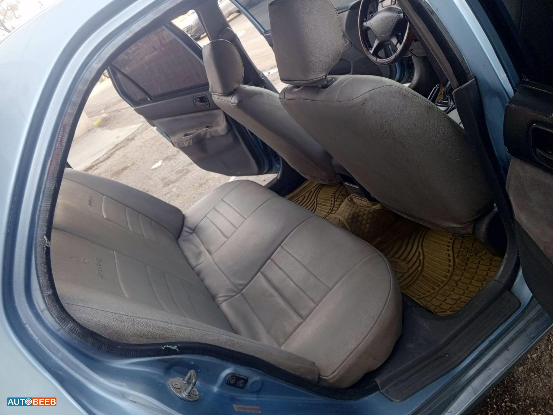 ميتسوبيشي لانسر 2004