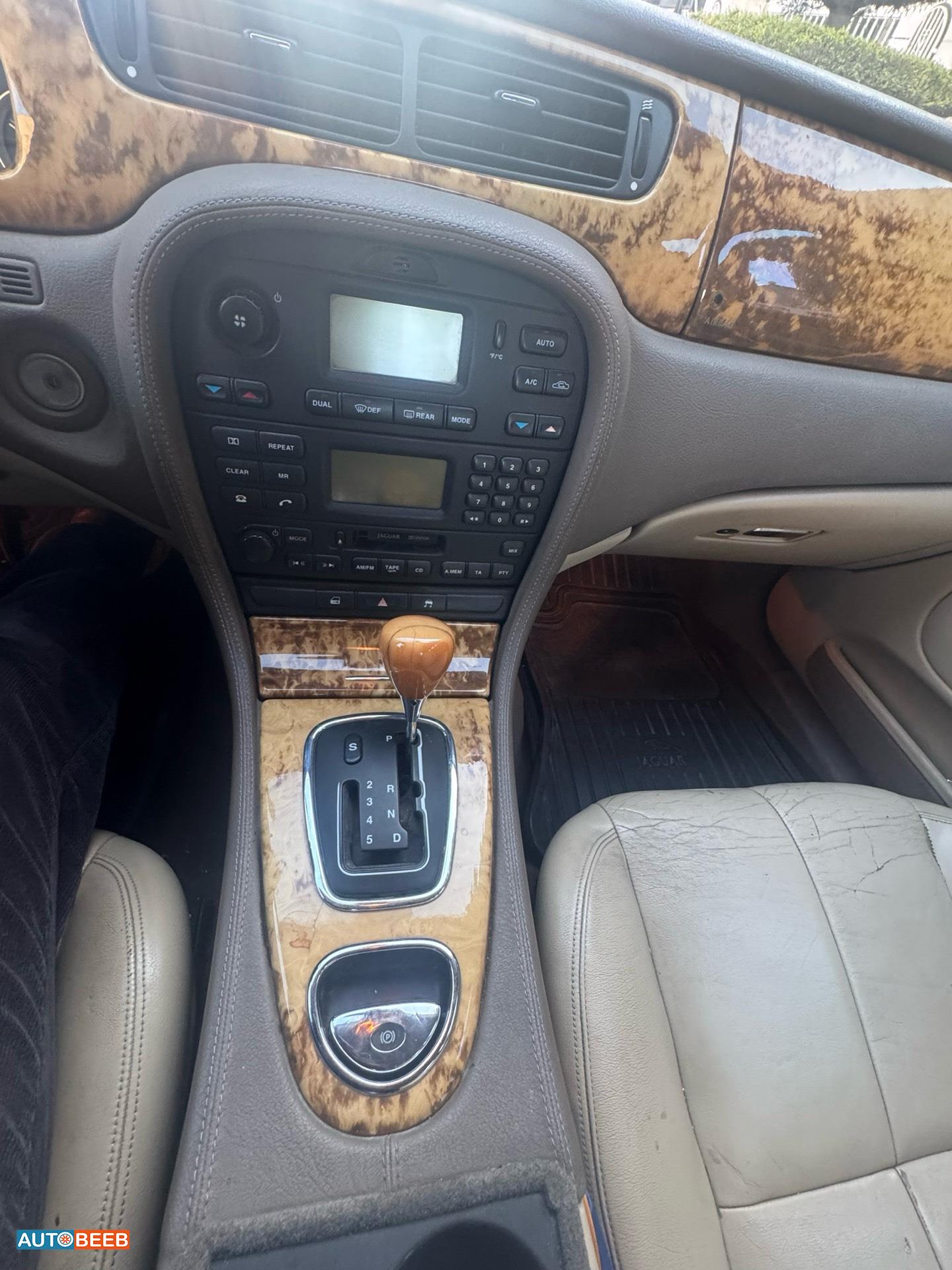 جاكوار S-Type 2005