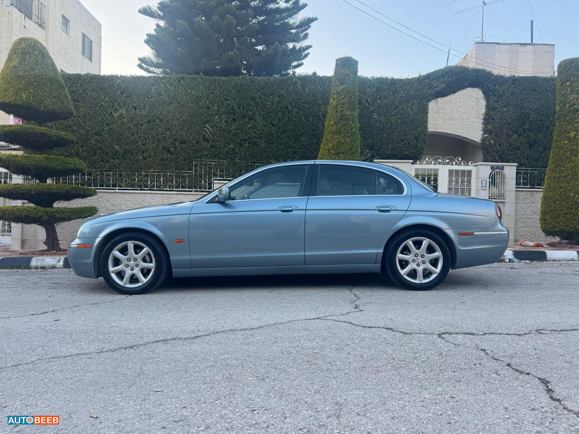 جاكوار S-Type 2005