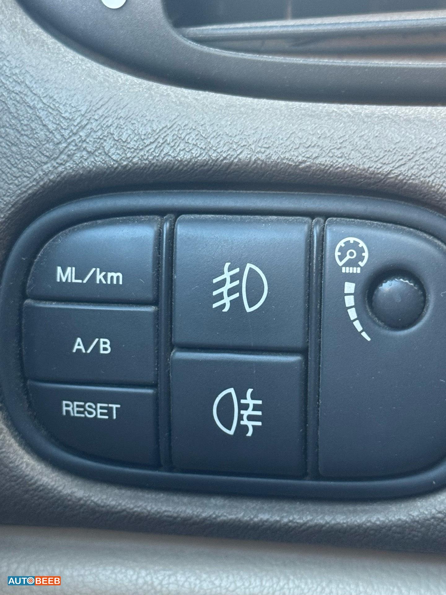 جاكوار S-Type 2006