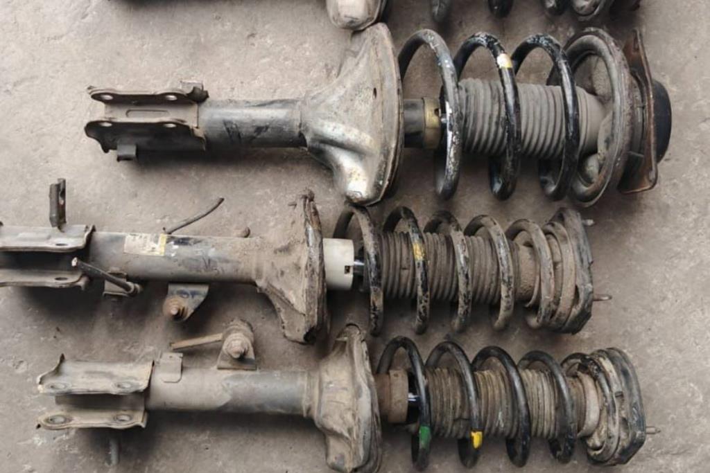  Shock Absorber Hyundai Avante