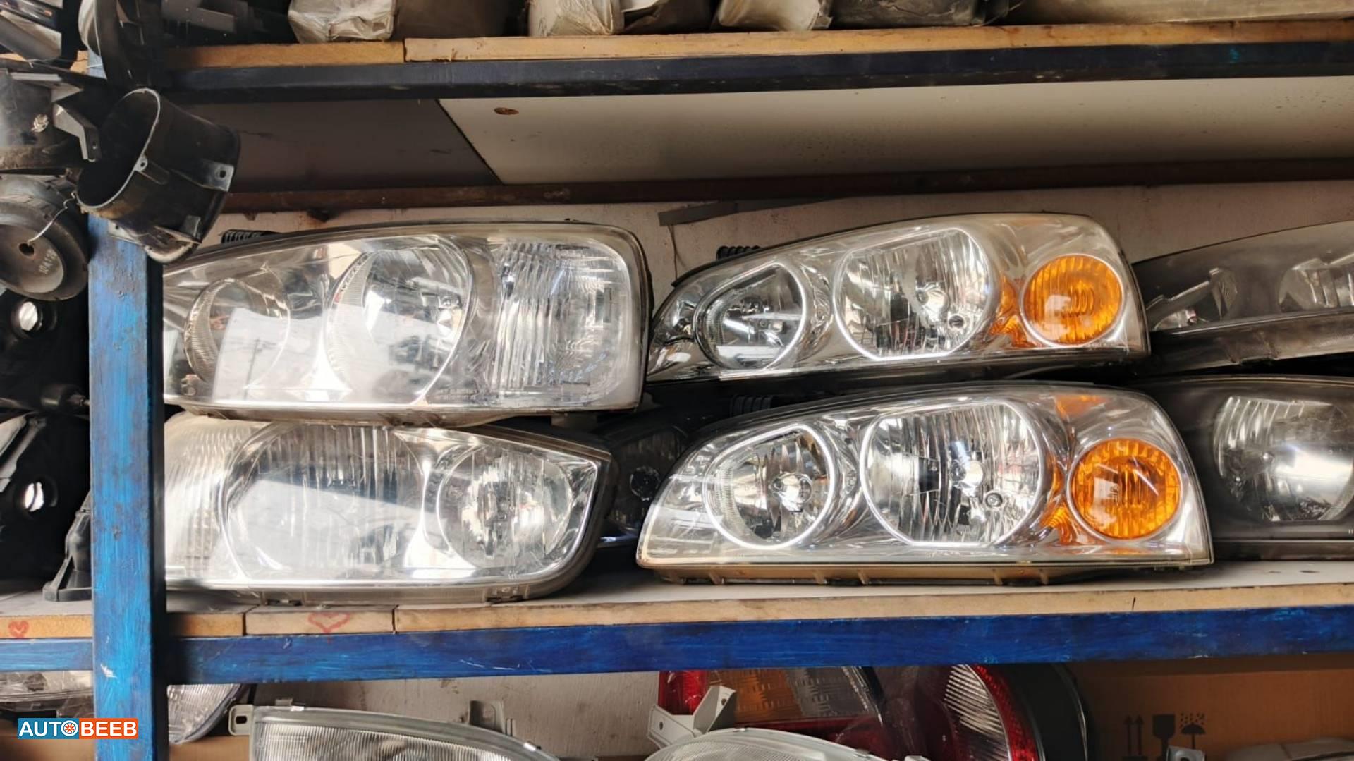 ضوء امامي يمين شمال هيونداي افانتي xd 2000 2001 2002 2003 2004 2005