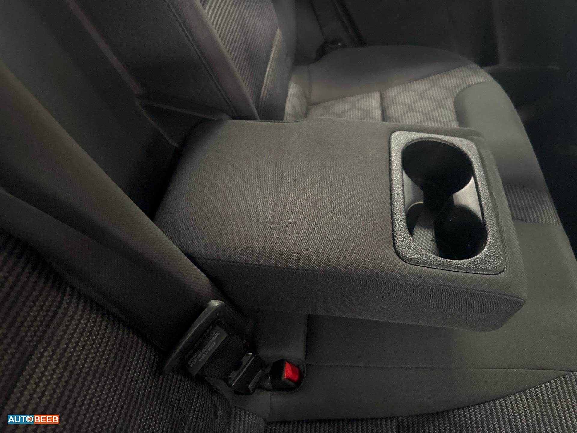 كيا نيرو 2022