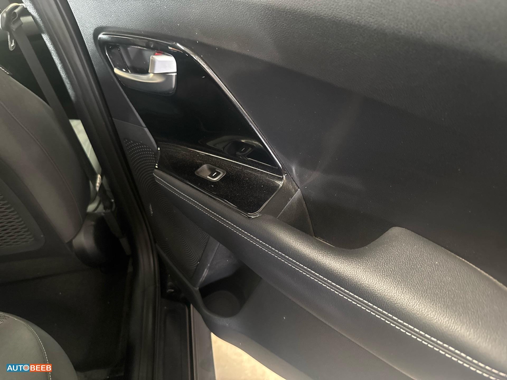 كيا نيرو 2022