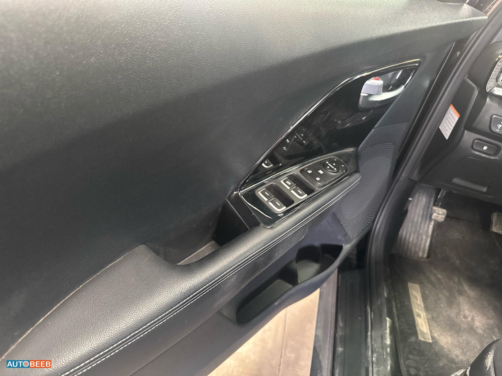 كيا نيرو 2022