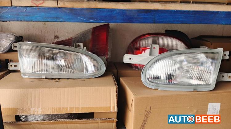 ضوء امامي يمين شمال هيونداي اكسنت 1995 1996 1997 1998 1999