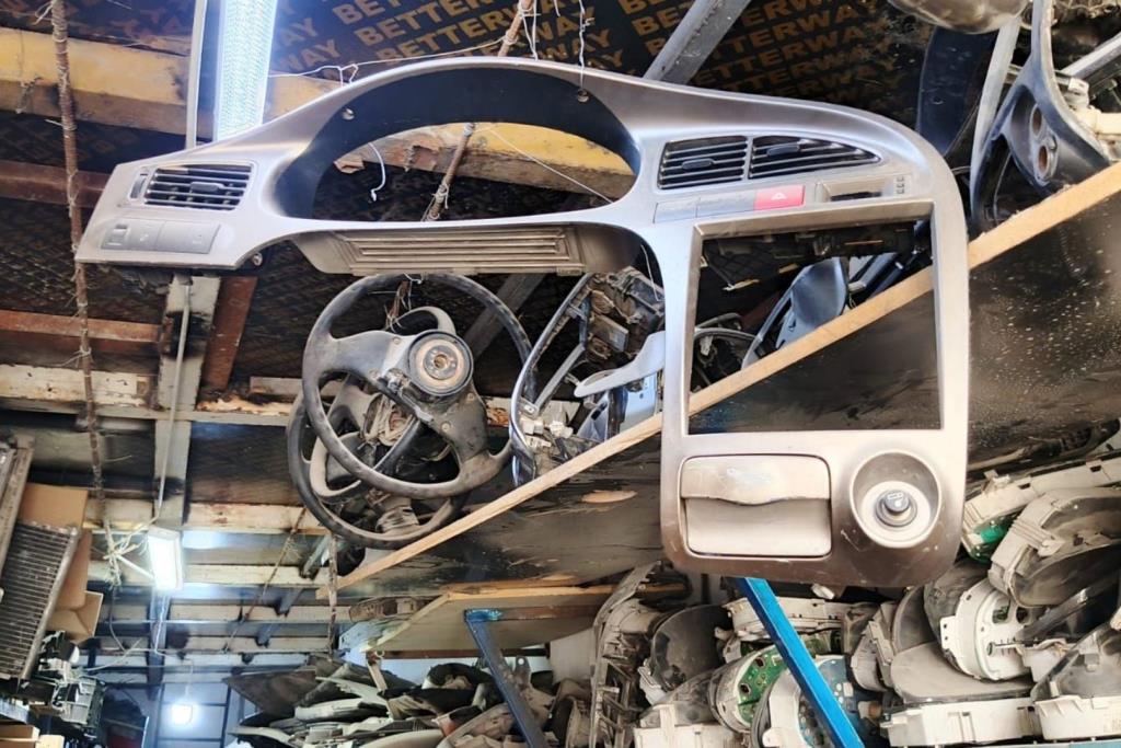 Cabin  Dashboard Hyundai Avante