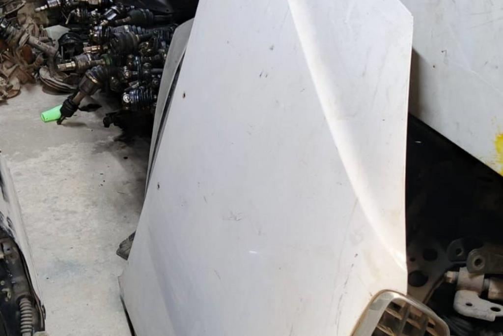 Body  Hood Hyundai Avante