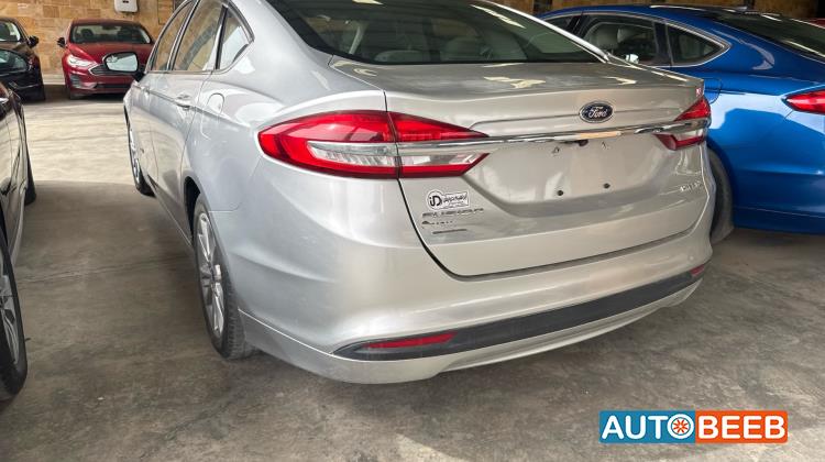 Ford Fusion 2017