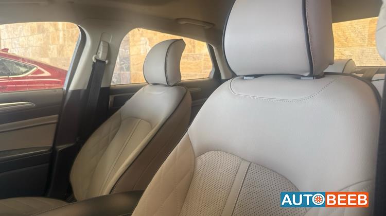 Ford Fusion 2019