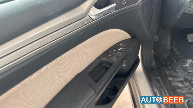 Ford Fusion 2017