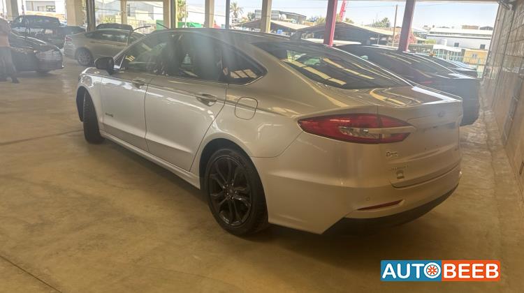 Ford Fusion 2019