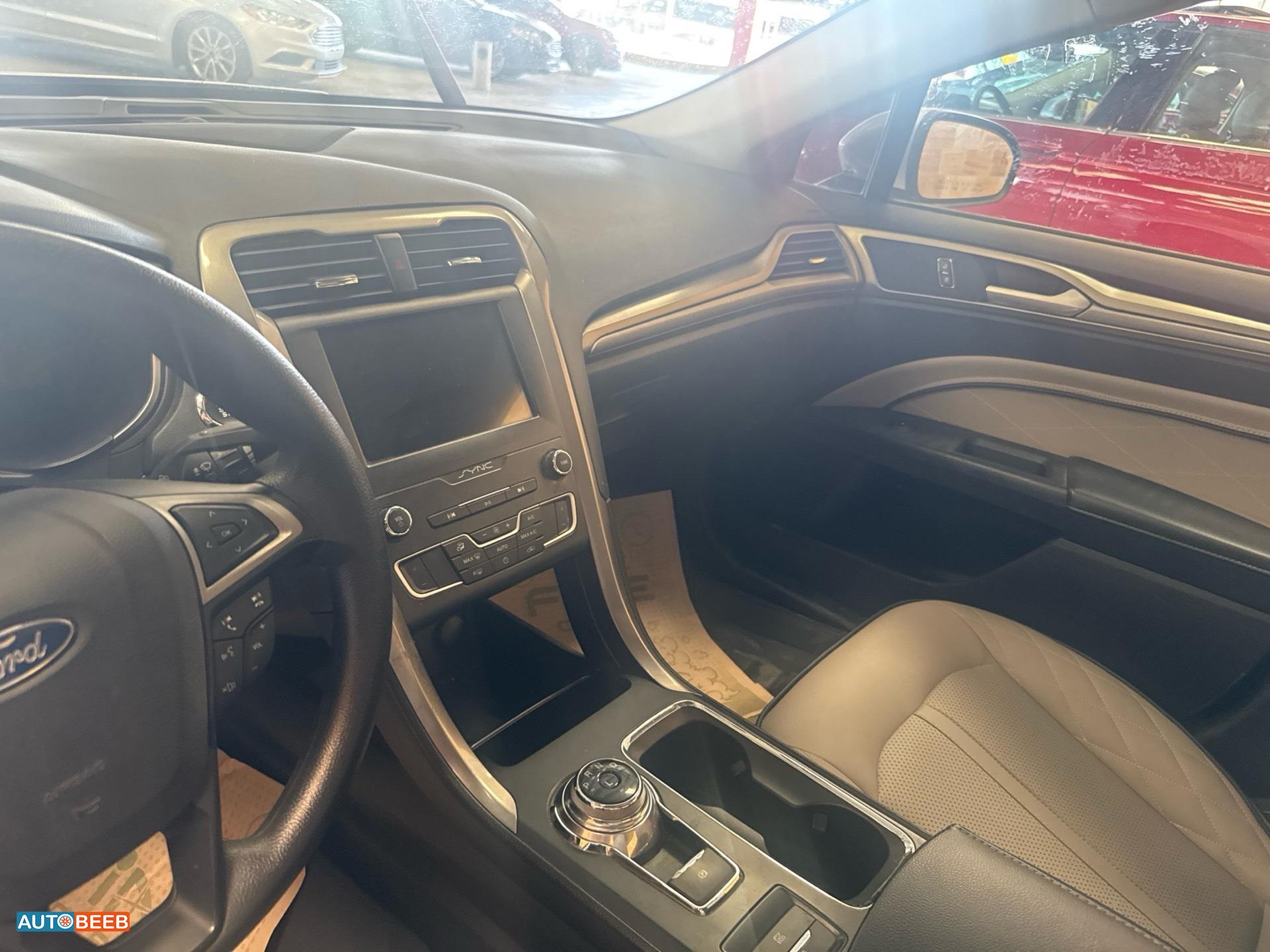 Ford Fusion 2019