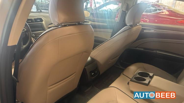 Ford Fusion 2019
