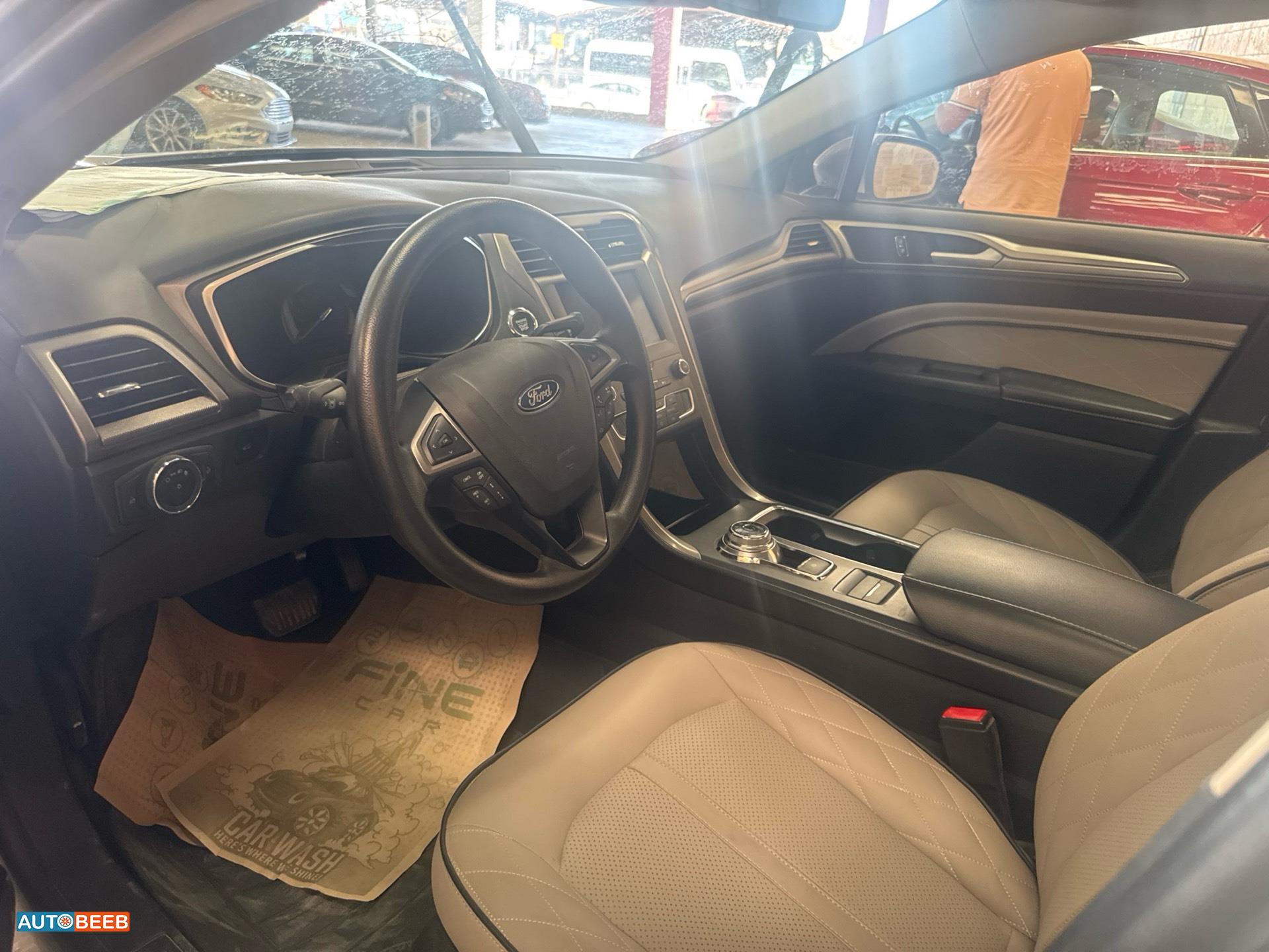 Ford Fusion 2019