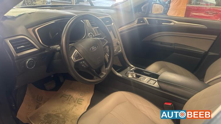 Ford Fusion 2019