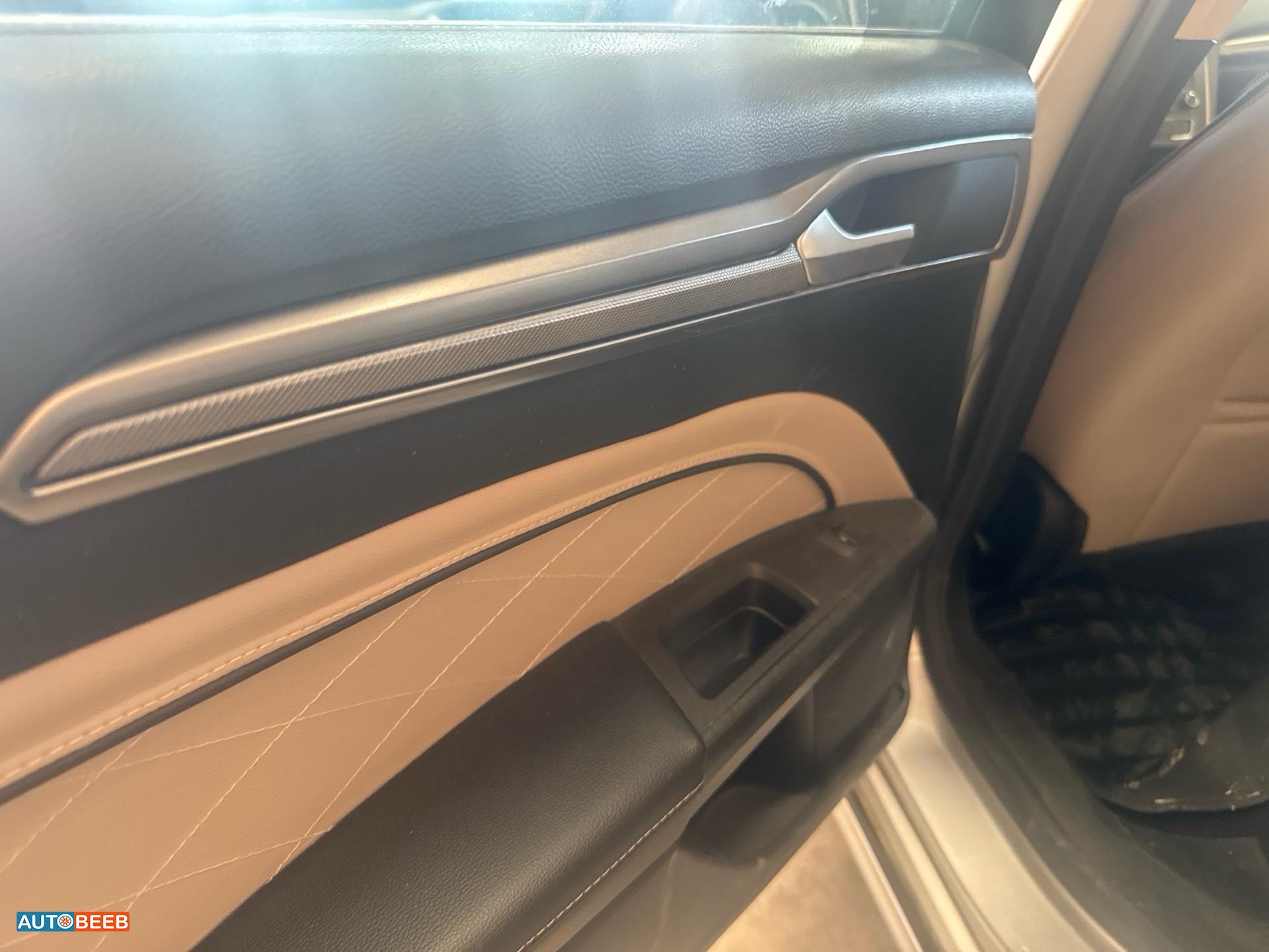 Ford Fusion 2019