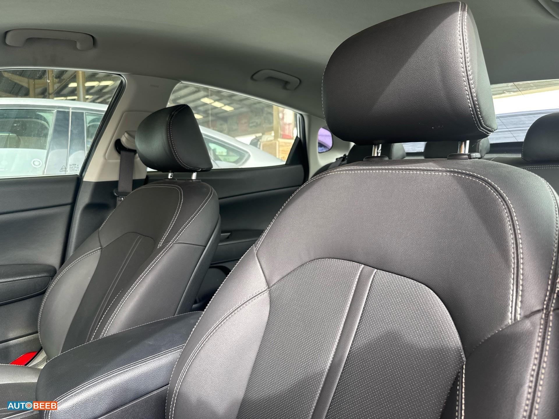 كيا اوبتيما 2017