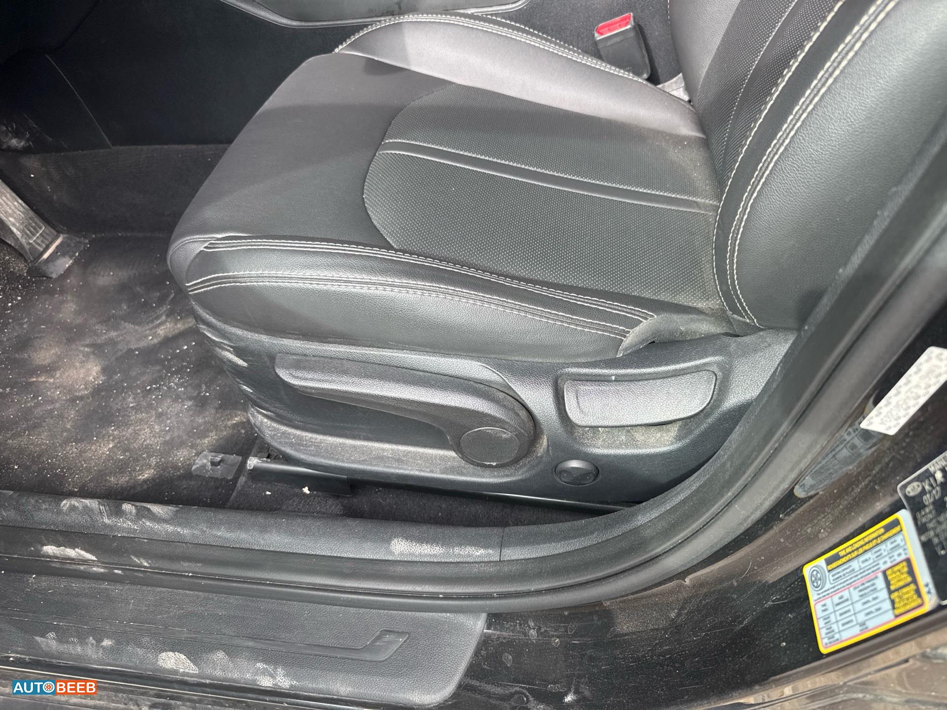 كيا اوبتيما 2017