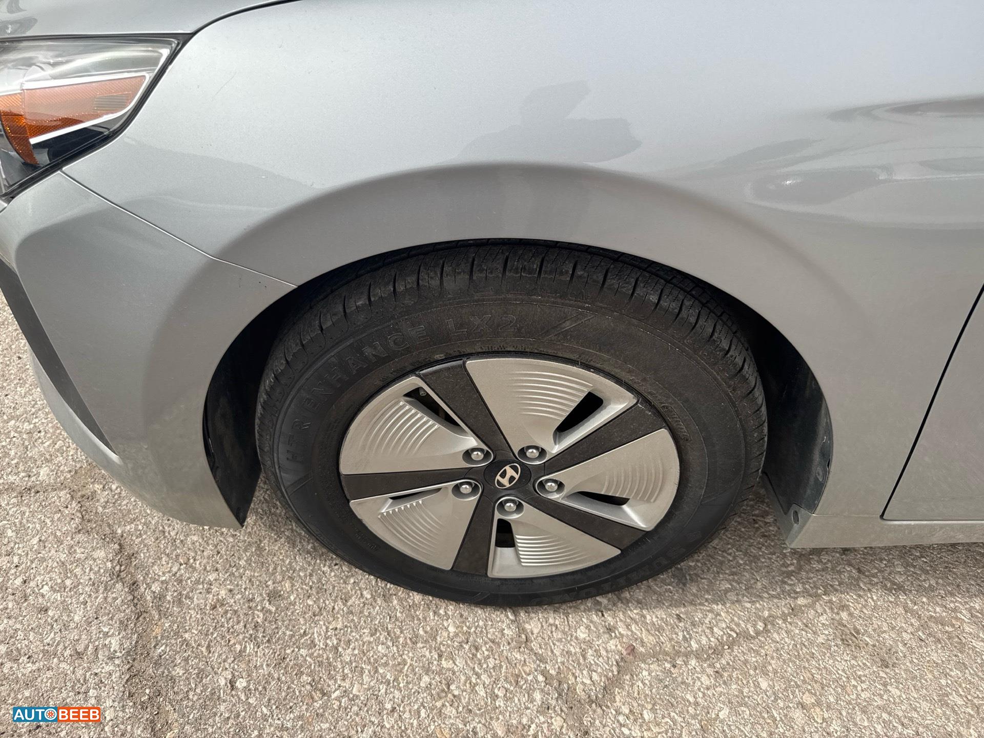 هيونداي ايونيك 2021