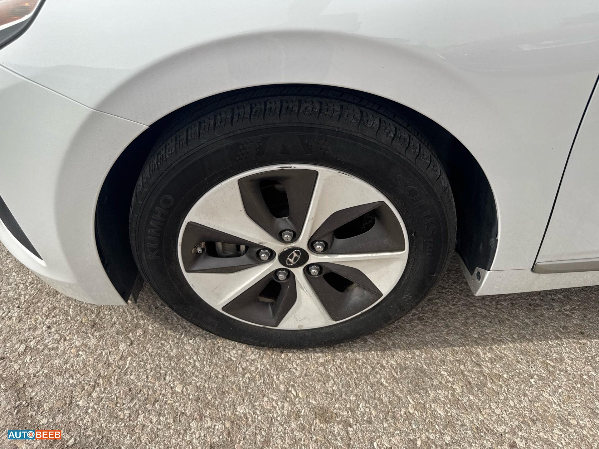 هيونداي ايونيك 2022