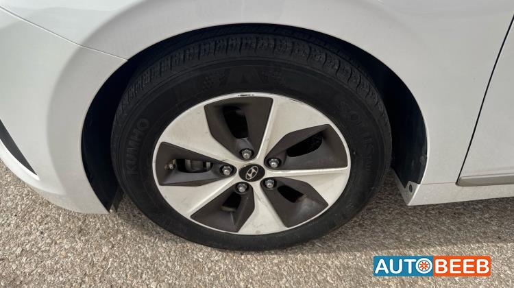 هيونداي ايونيك 2022